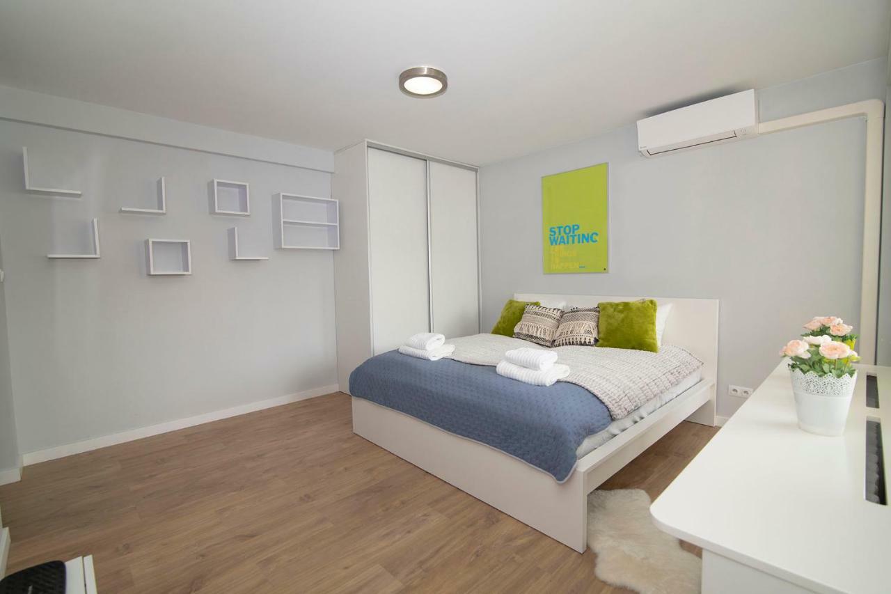 Wlr Apartments - Hoza II ワルシャワ エクステリア 写真