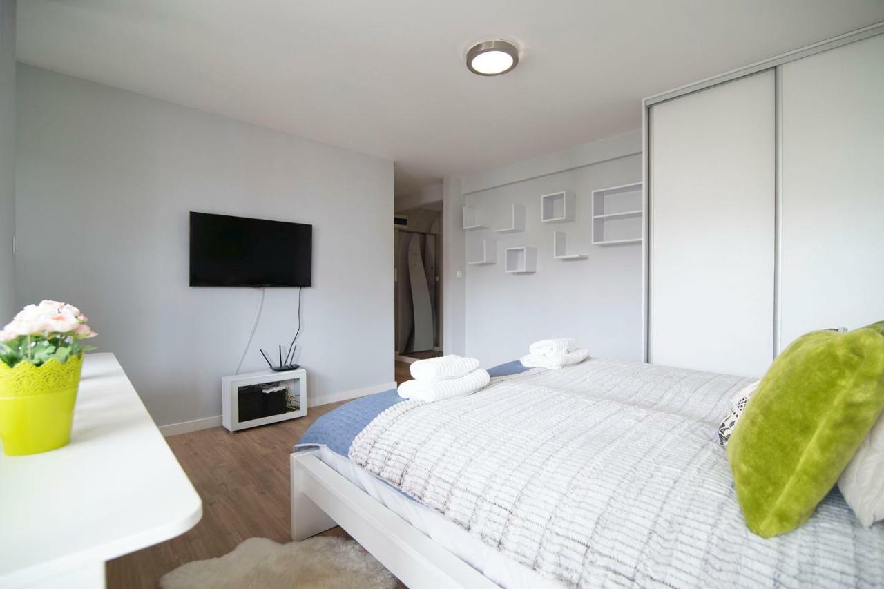 Wlr Apartments - Hoza II ワルシャワ エクステリア 写真